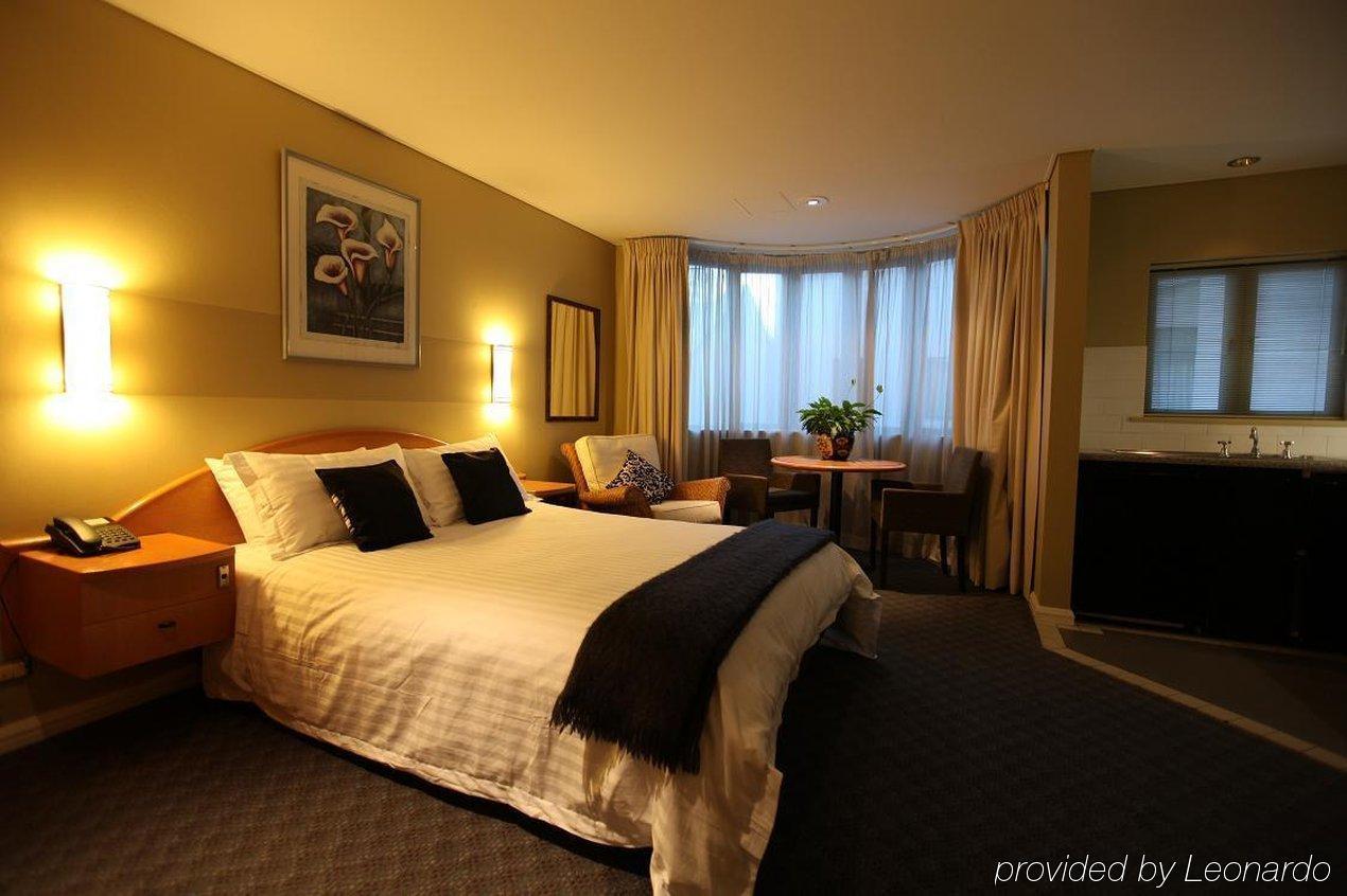 The Social Hotel, Sydney Bilik gambar